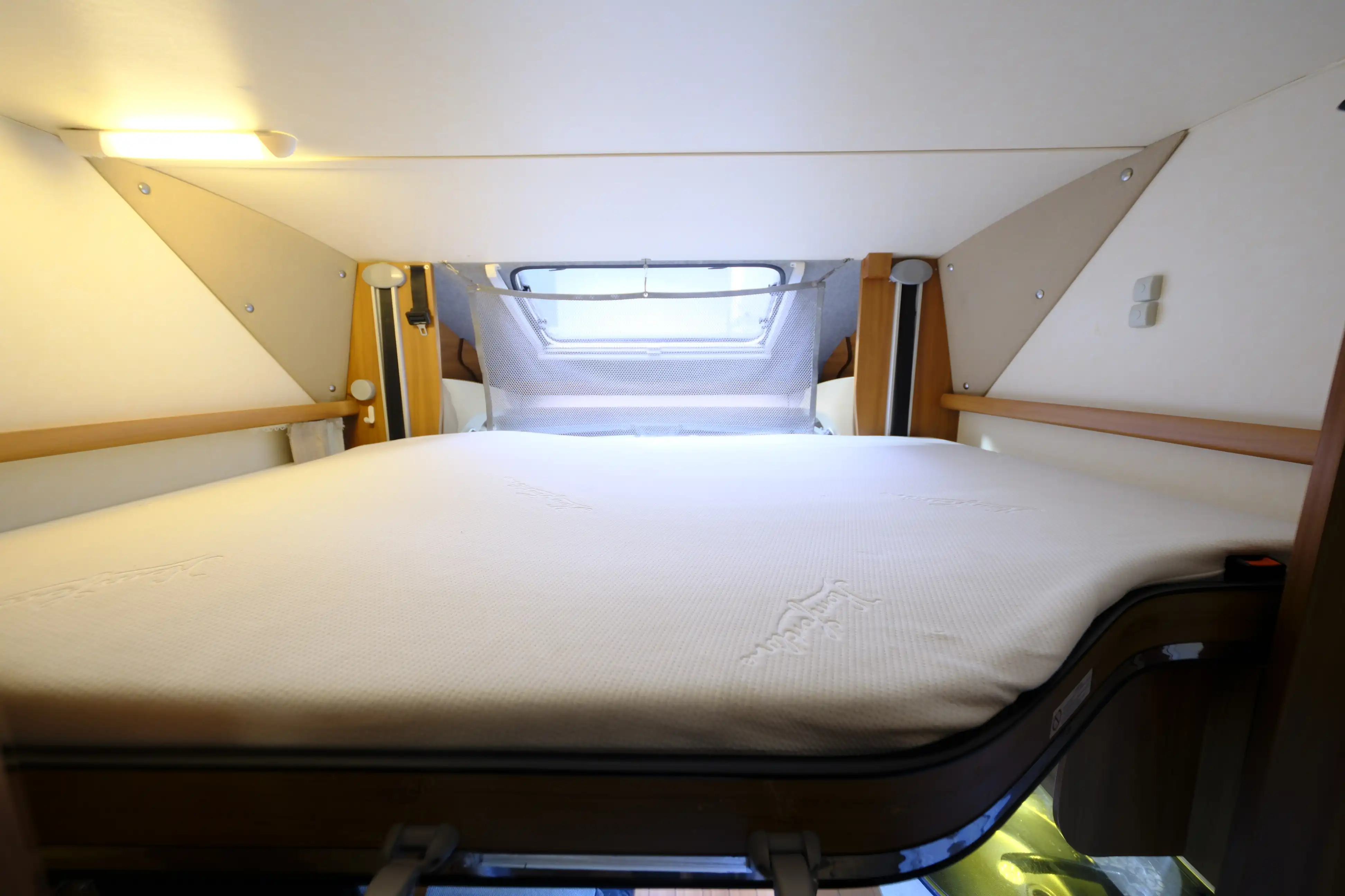 KNAUS Sky Wave 650 MG - Ansicht 11